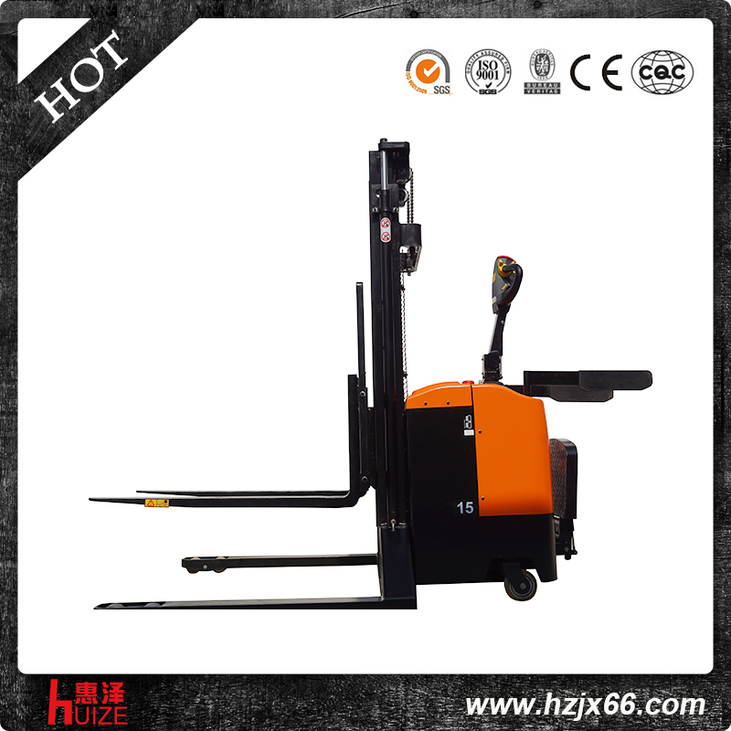 寬腿型全電動(dòng)堆高車(chē) 寬腿型全電動(dòng)堆高車(chē)